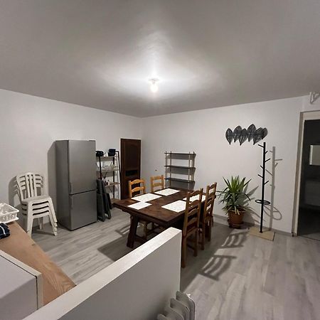 Logement Neuf En Face De La Foret. Acces Cour. Bagnoles de l'Orne Normandie Екстериор снимка